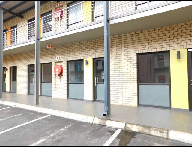 122M² OFFICE TO LET IN RANDPARK RIDGE